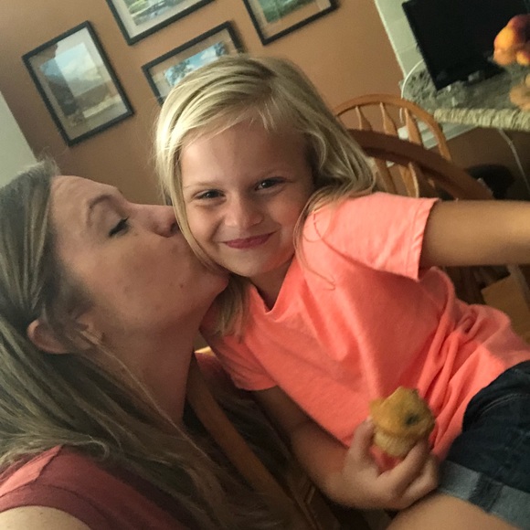 Meet your Posher, Jill - Picture 3 of 6